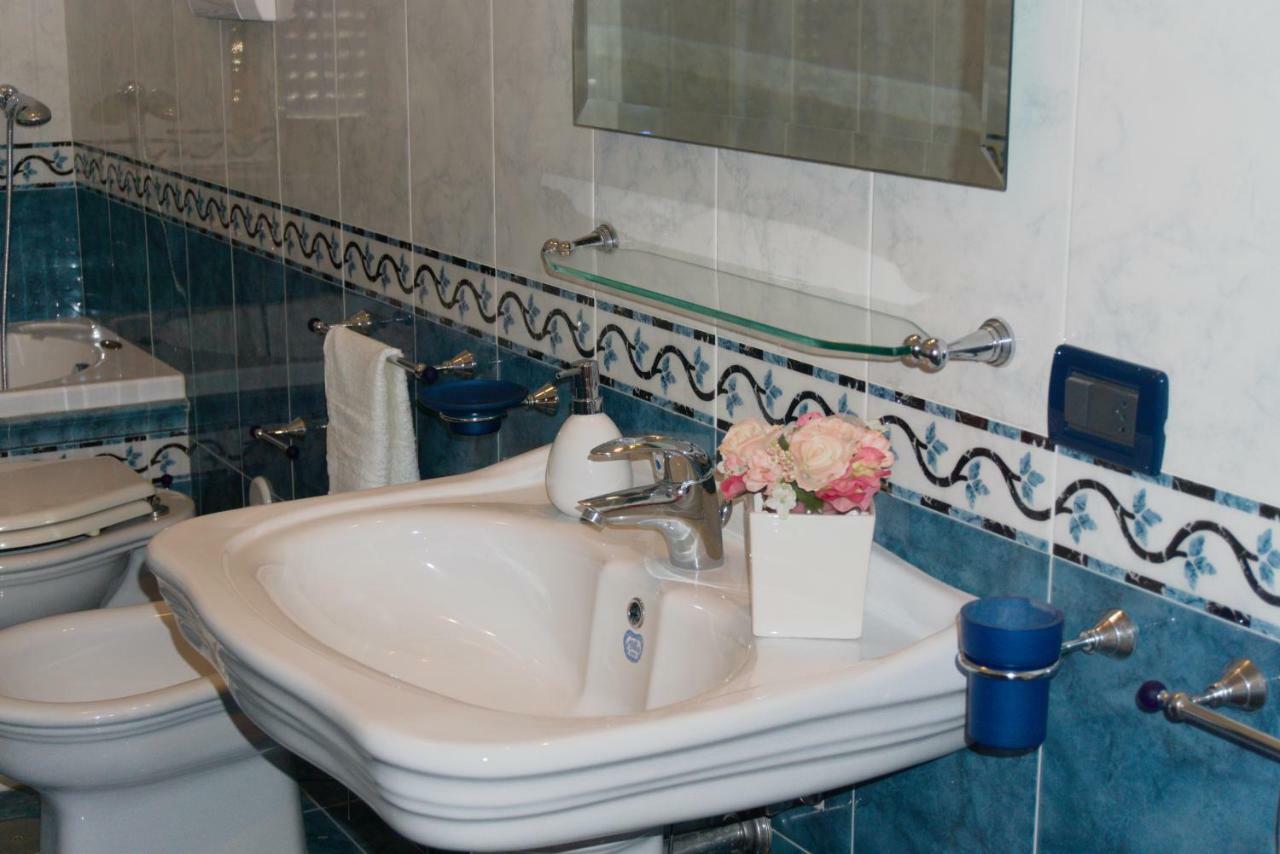 Neverending Sea Luxury Apartment In Salerno Center Zewnętrze zdjęcie