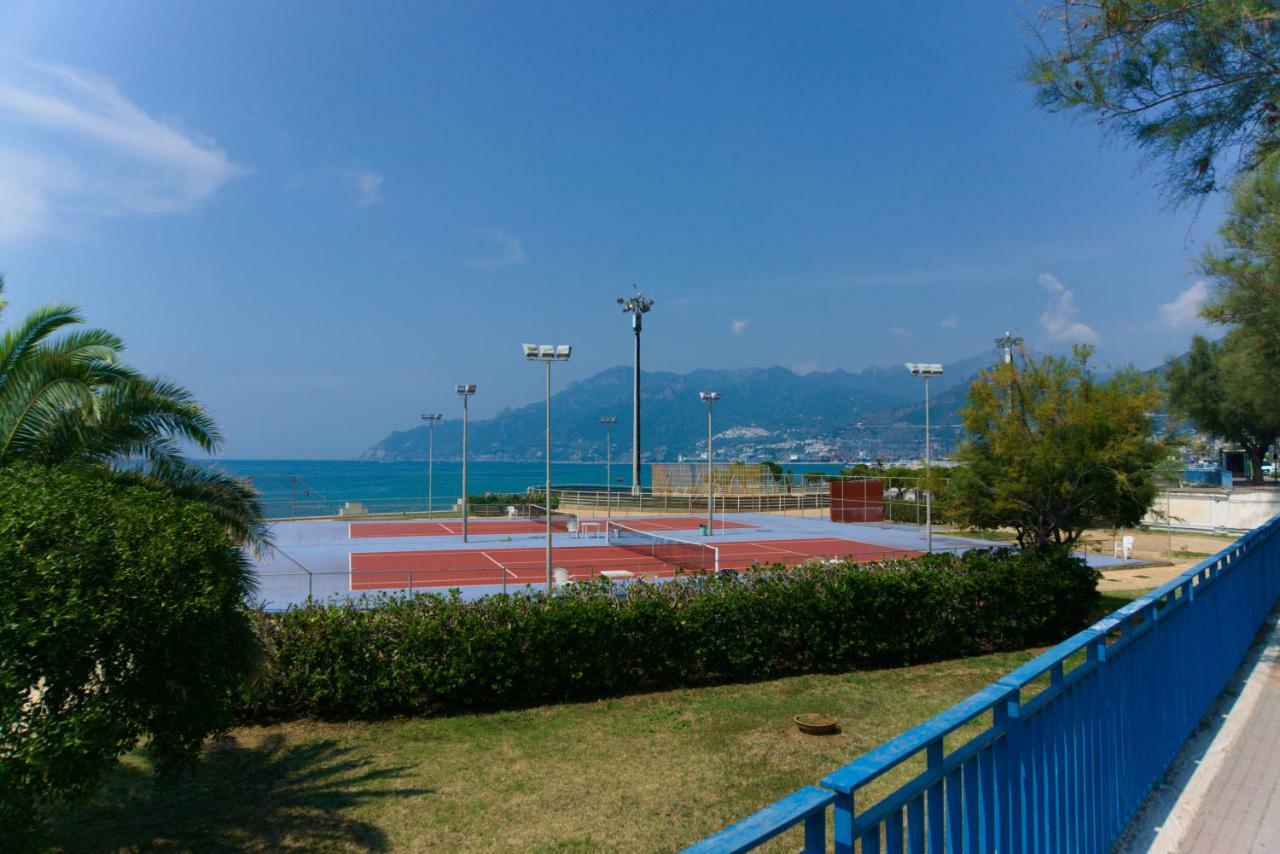 Neverending Sea Luxury Apartment In Salerno Center Zewnętrze zdjęcie